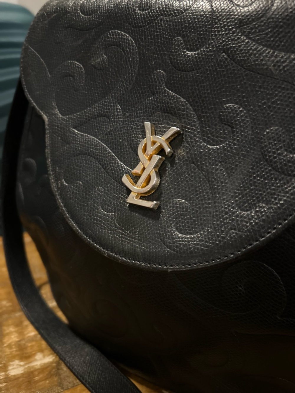 Saint Laurent Black Embossed Leather Crossbody Bag RARE VINTAGE 100% Authentic - Picture 15 of 15